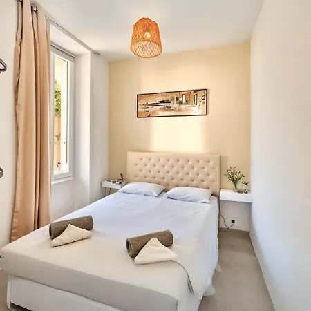 Frgk - 3 Bedroom Historic Center *
